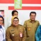 Bupati Tangerang, Moch. Maesyal Rasyid, meresmikan Koperasi Desa Merah Putih Sarakan bersama Wakil Bupati Intan Nurul Hikmah.(Foto: Diskominfo Kab. Tangerang)