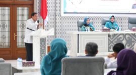 Bupati Tangerang Moch Maesyal Rasyid saat memberikan sambutan pada acara pengukuhan Bunda Literasi Kabupaten dan Kecamatan di Pendopo Bupati Tangerang. (Foto: Dok.  Pemkab Tangerang)