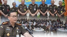 Suasana penuh keakraban saat syukuran HBA ke-65 di Aula Kejaksaan Negeri Kabupaten Tangerang,(Foto: Dok Humas Kejari Kabupaten Tangerang)