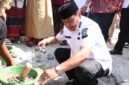 Peletakan Batu Pertama Masjid Agung At-Taubah di Desa Taubat Kecamatan Balaraja oleh Bupati Tangerang. (Dok. Pemkab Tangerang)