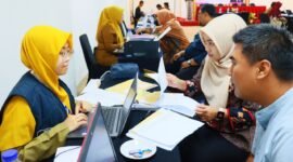 Inspektorat Kabupaten Tangerang saat menggelar reviu pengelolaan dana BOSP jenjang SD dan SMP di Hotel Yasmin, Curug, Selasa (Foto: Dok. Diskominfo Kab. Tangerang).

