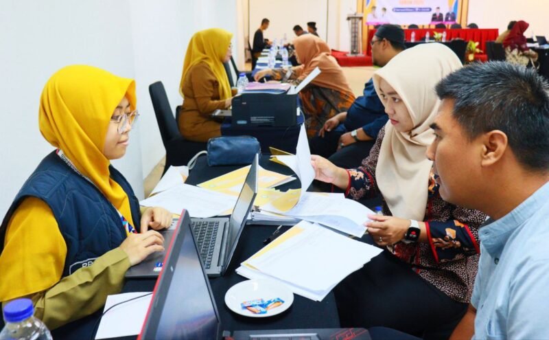 Inspektorat Kabupaten Tangerang saat menggelar reviu pengelolaan dana BOSP jenjang SD dan SMP di Hotel Yasmin, Curug, Selasa (Foto: Dok. Diskominfo Kab. Tangerang).