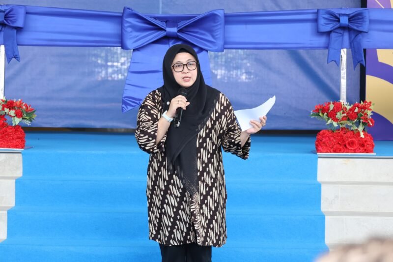 Wakil Bupati Tangerang, Intan Nurul Hikmah, memberikan sambutan saat meresmikan Genesis Global Community School di BSD City, Kecamatan Pagedangan, Sabtu (19/7/2025). (Foto: Dok. Pemkab Tangerang)