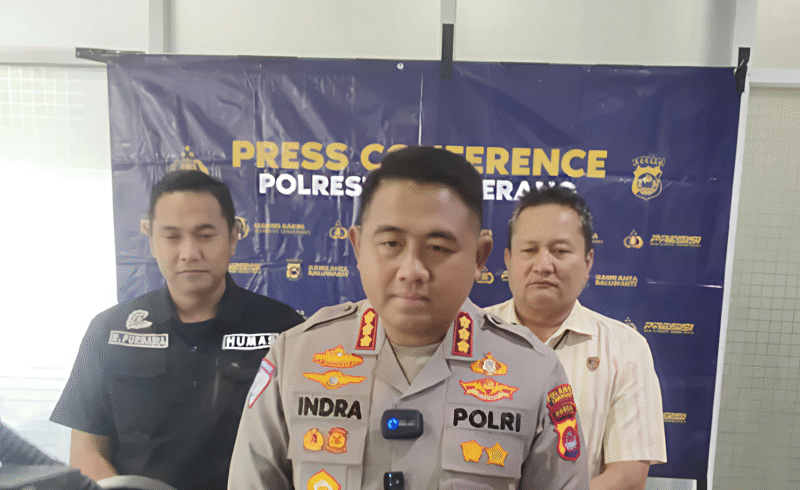 Kapolresta Tangerang Kombes Pol Andi Muhammad Indra Waspada Amirullah ketika Press Conference  kasus pemerasan yang dilakukan oknum RT dan RW di Curug.(Foto: Istimewa)